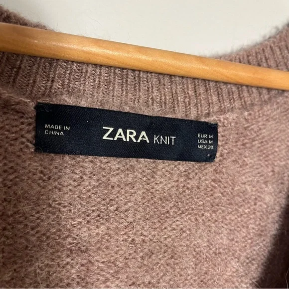 Zara Alpaca Blend Pink Diamanté Beaded Sparkle V Neck Sweater Medium - Picture 5 of 6
